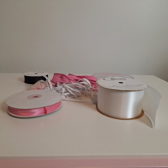 Sewing Bundle - Ribbon and Buttons - Picture 1 of 12